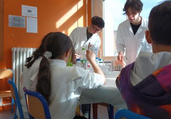 DÉCOUVERTE DE LA CHIMIE EN PRIMAIRE AVEC L&rsquo;ENSCMu ET TRONOX