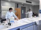 SÉCURITÉ EN LABORATOIRE : LES 3E ANNÉES SENSIBILISENT LES 1RE ANNÉES